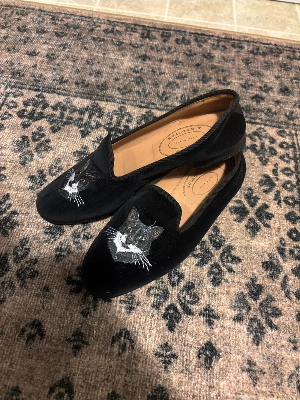 Stubbs & Wootton Black Velvet Cat Embroidered Slipper Loafers